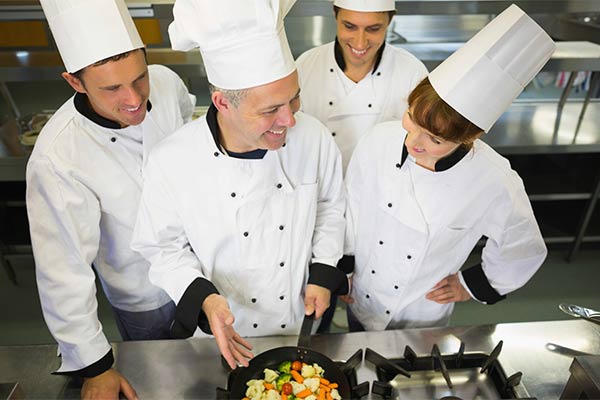 Best Colleges in UK to Study Hospitality Management