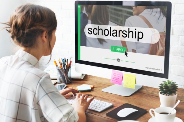 masters scholarship for studying abroad